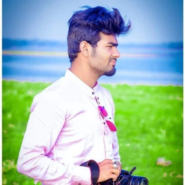 Joyrup chakarborty is the Guiterest of team "Purulia Tour Plan"