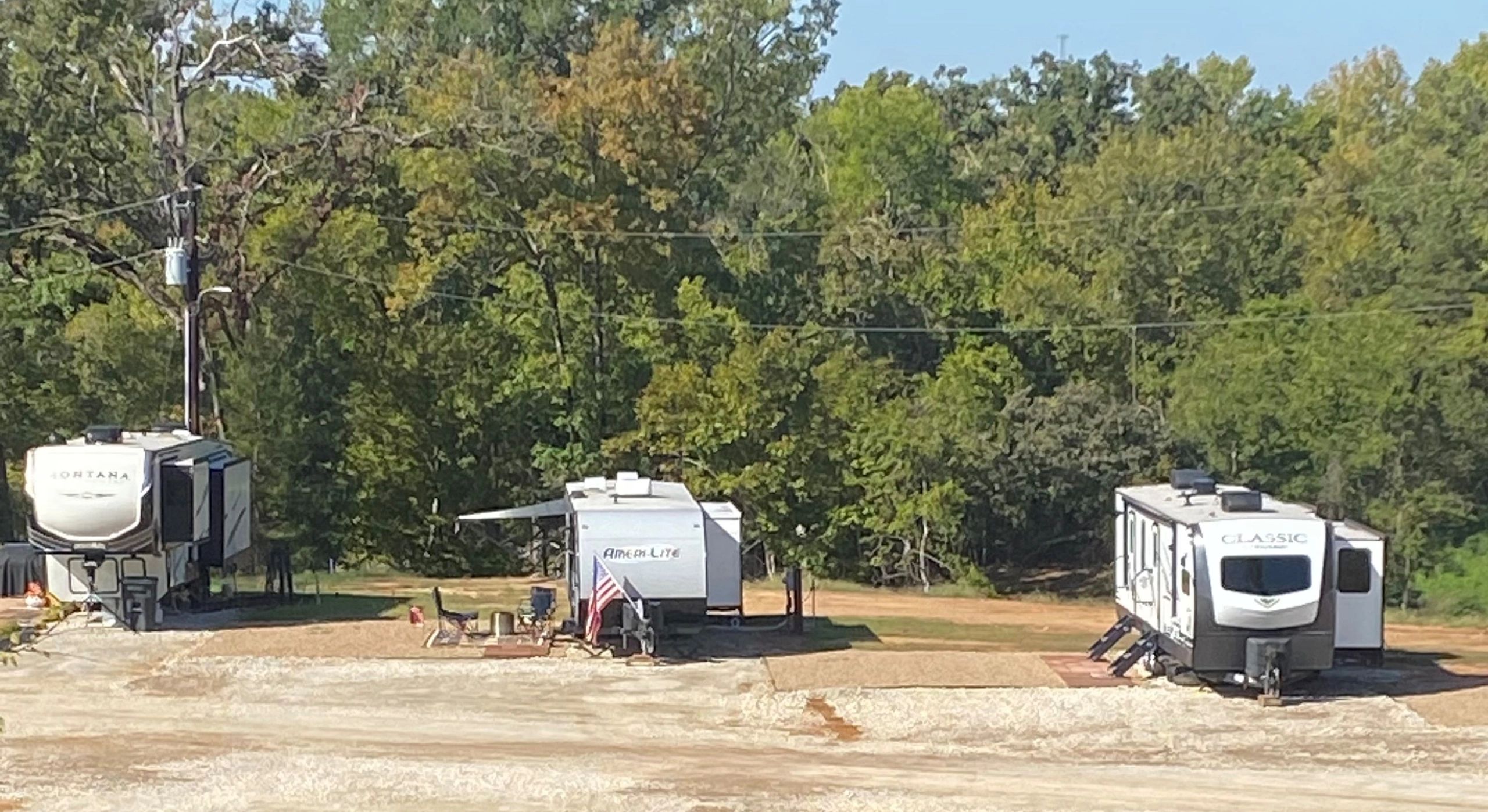 Escape To Oklahoma’s Hidden Gem: Simmons RV Park – Your Perfect Camping Adventure!