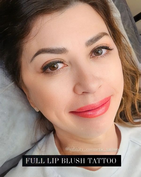 LIP BLUSH TATTOO