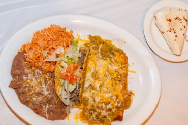 Delicious food on the display of the website