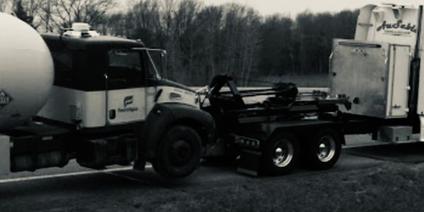 Call Us Today For All Your Heavy Duty Towing!