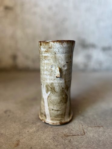 Face vase