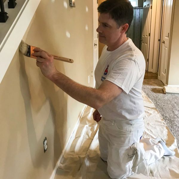 Jordan Turel, Painting interior walls