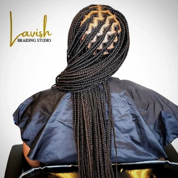 Seamless, protective knotless braids for natural hair clients in Loudoun County, Virginia.