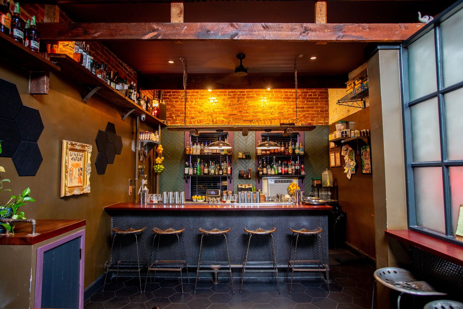 Bar photo 1