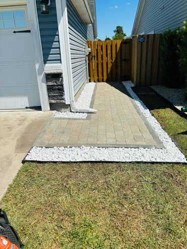 Custom landscape installation and stone borders Leland NC