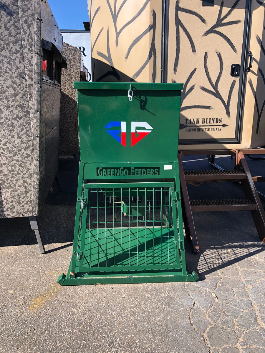 Green Go Corn Feeders