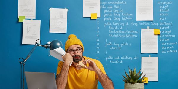 We help bridging the gap for founders and startups