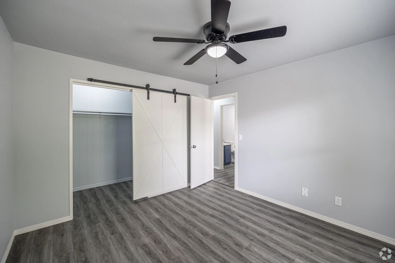 Harmony Heights interior, Fayetteville AR