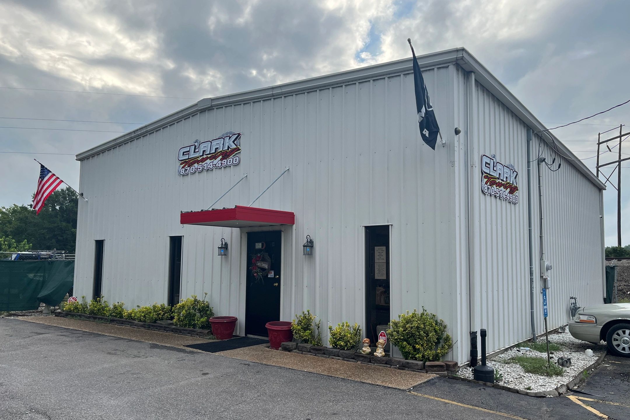 Clark Towing and Auto Recovery