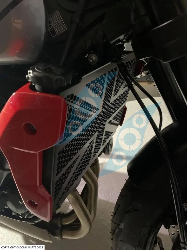 TRIUMPH TRIDENT 660 2021 RADIATOR GUARD UNION JACK