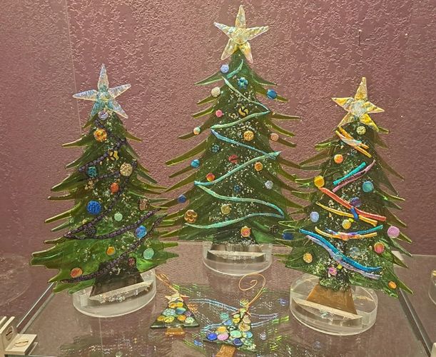 Fused glass Christmas Trees by Pacific northwest artist Celeste Stuhring.
