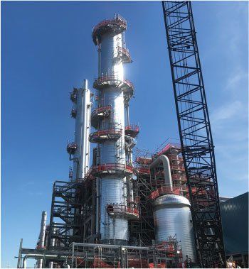 Tower Force performs a tray and internal installation on a new tower at a local gas plant.