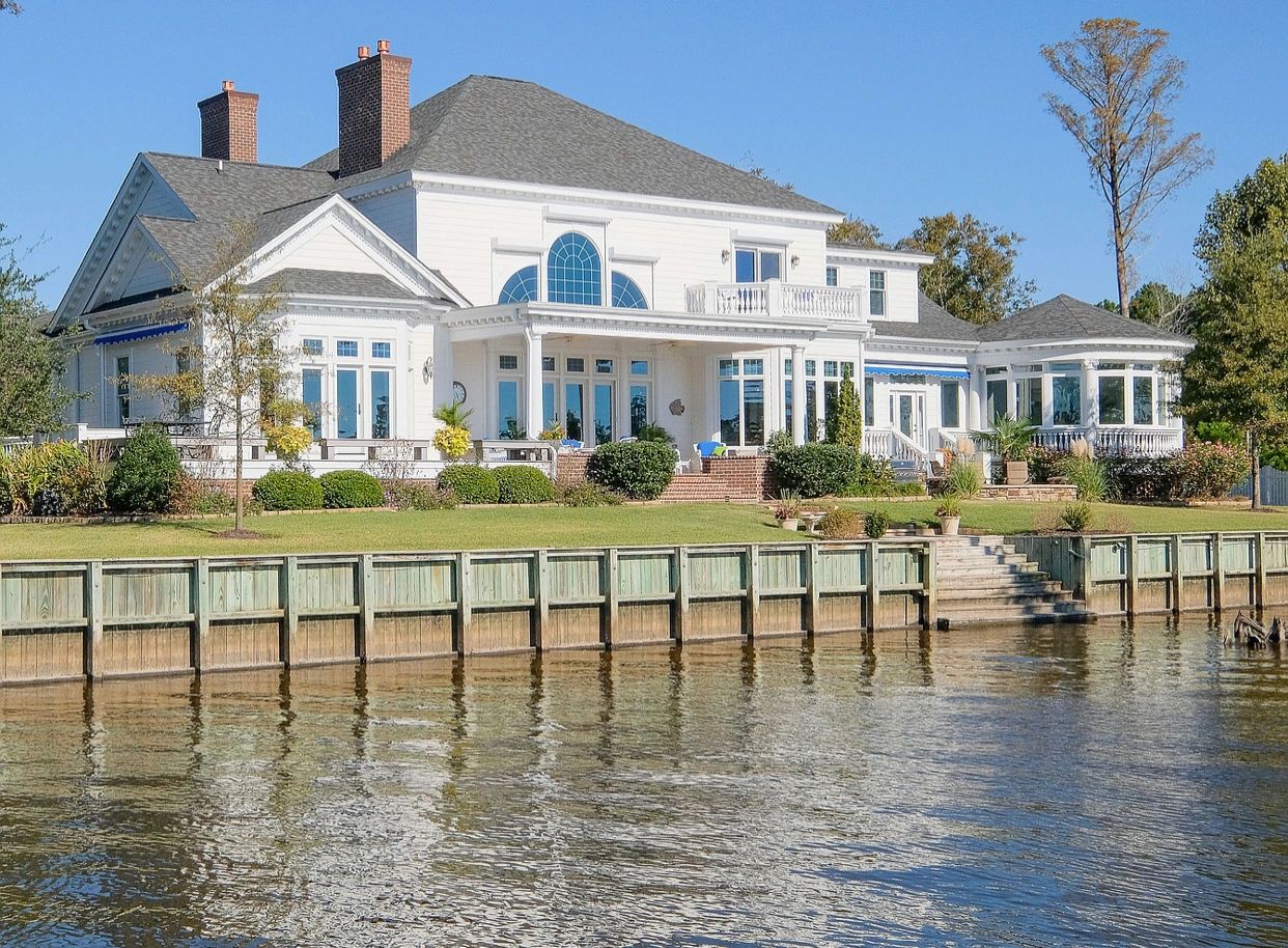 Gallery Homes OceansideContractors Inc