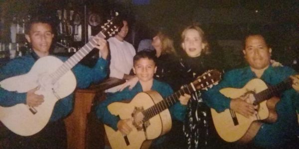 Early beginnings of trio mariachi capri