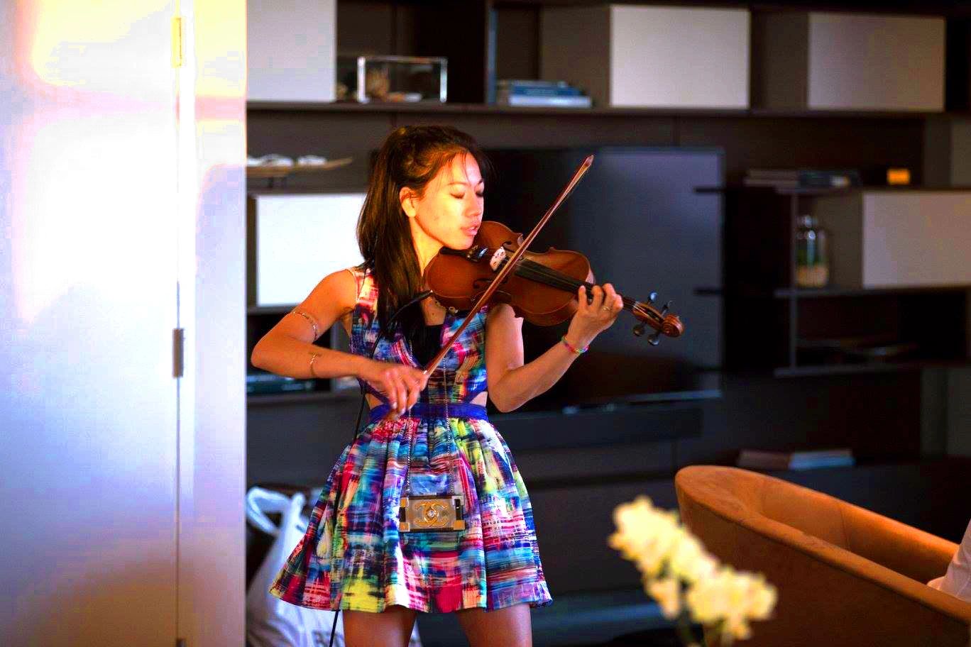 Violinviiv Electric Violinist Boston, Massachusetts