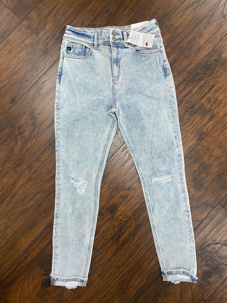 Kancan Light Acid Wash Distressed Skinny Jeans