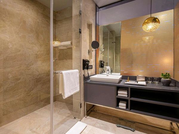 Bathroom1