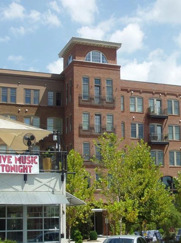Downtown Woodstock, a walkable, charming community and popular destination in the Metro Atlanta area