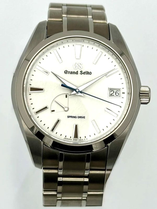 Soldier shot of GRAND SEIKO SBGA 211 "SNOWFLAKE"