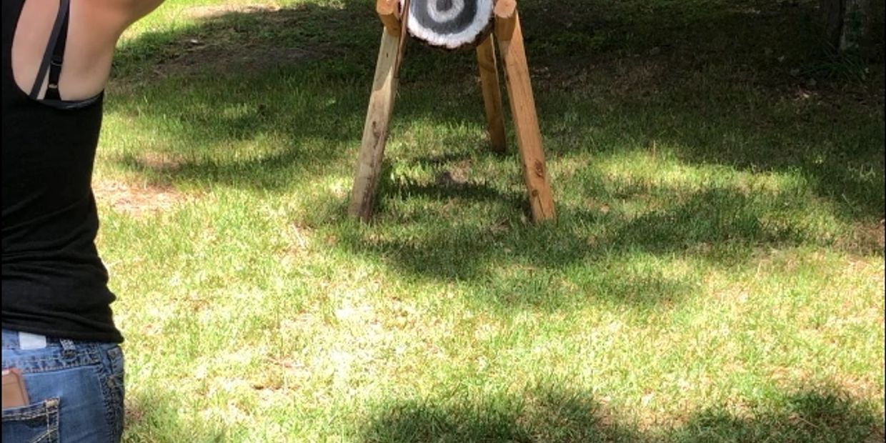 BraveHawk How to Throw a Tomahawk, Throwing Tomahawk