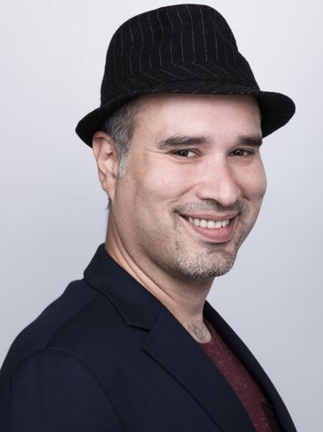 The Hat Maker, Alberto Hernandez
