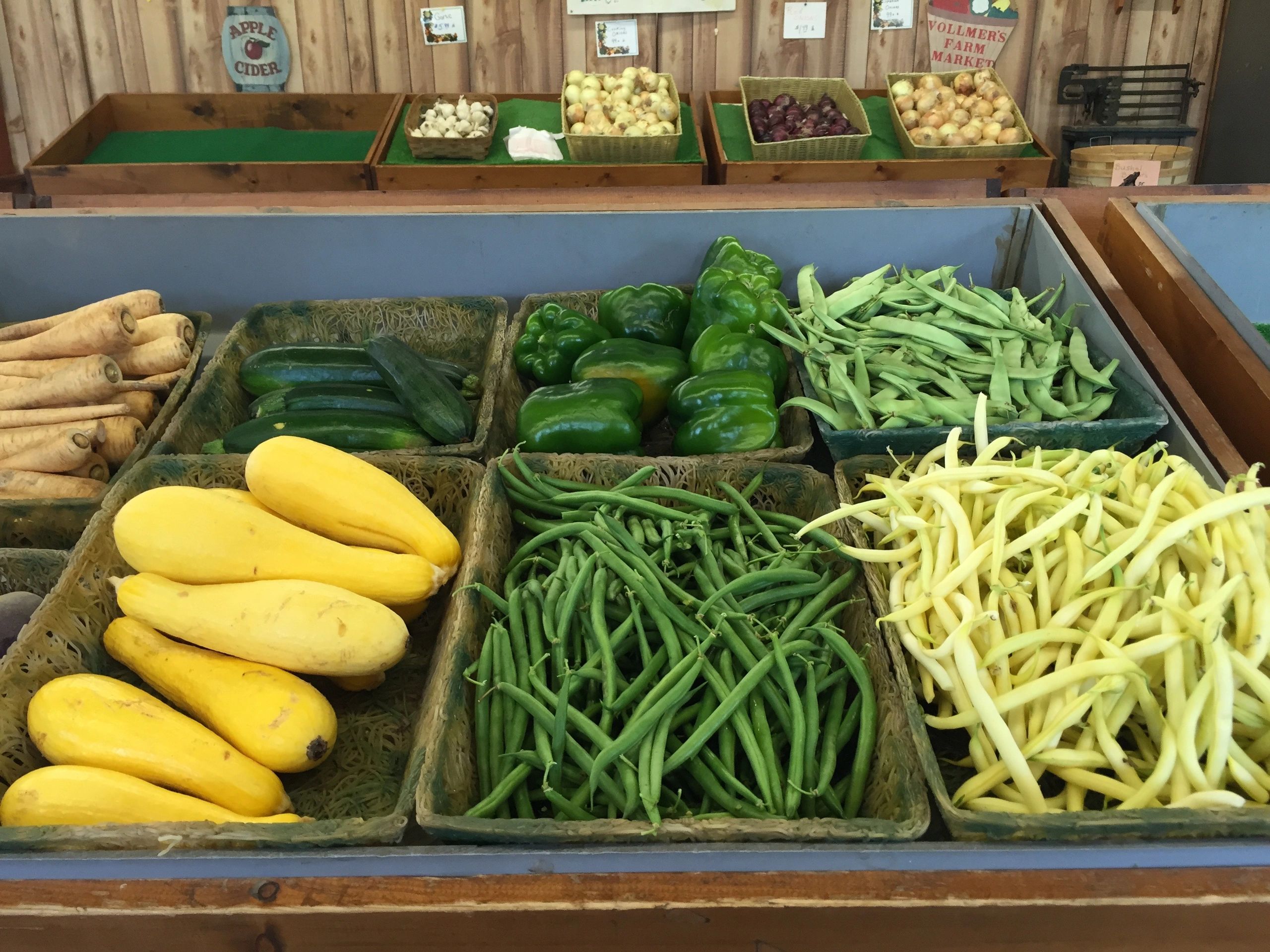 Office of Community Engagement Hosts Events to Combat Food Insecurity | Syracuse  University Today, image size:2560x1920