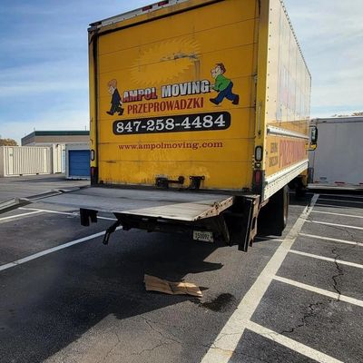 Cheap Movers Chicago Truck