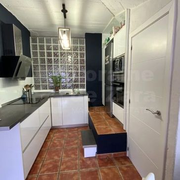 Marbella real estate agents & business specialists. Marbella old town property for sale.