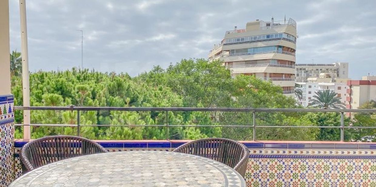 Marbellaink properties for sale and business specialists. Old Town Marbella property specialists.