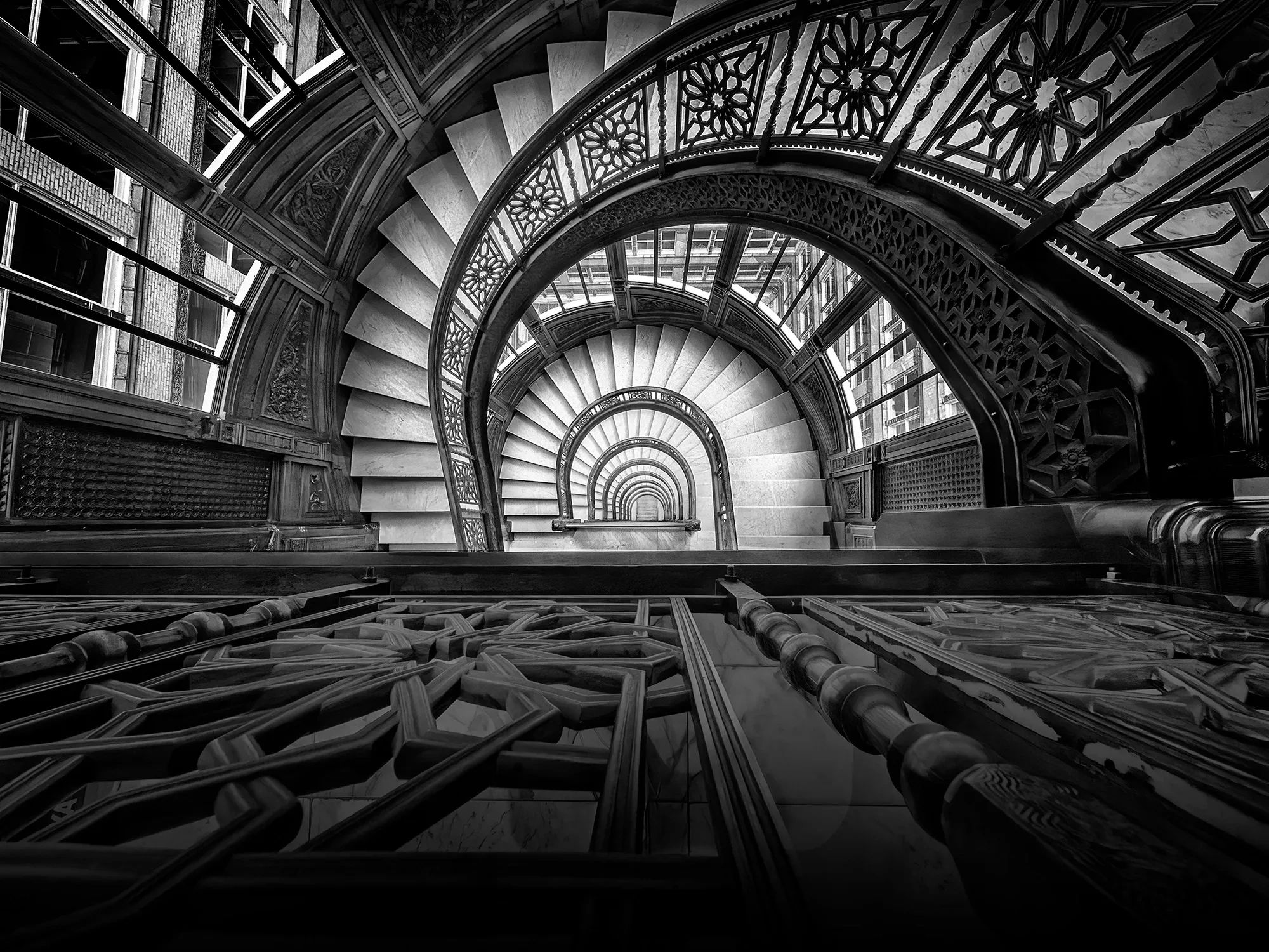 Infinite Descent
The Rookery, Chicago, IL