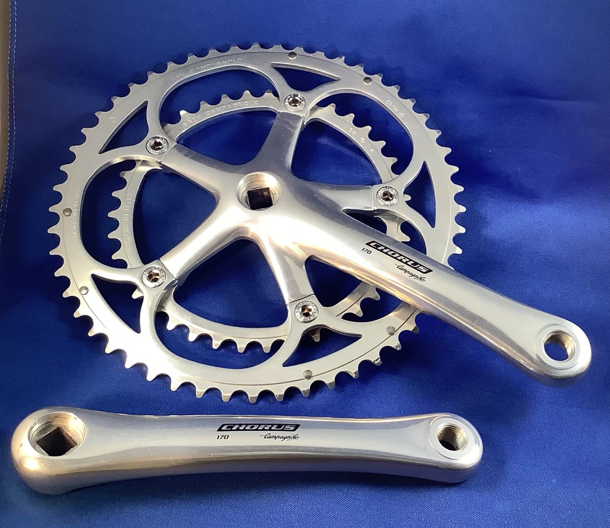 Campagnolo Chorus crankset NIB