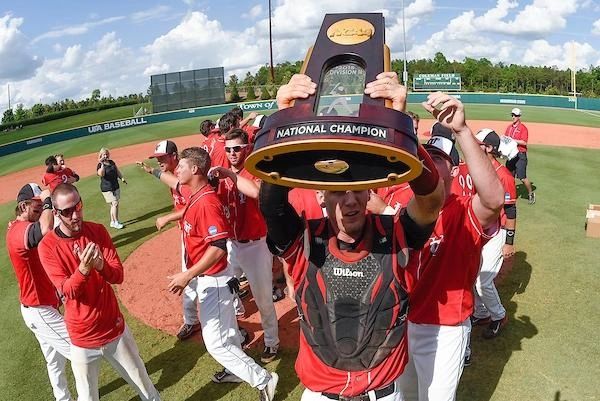 Two Florida Schools Dominate D2 Baseball Championships