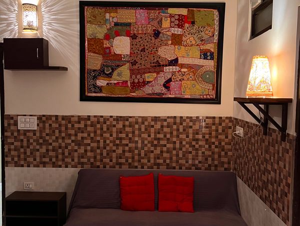 Ticana rooms in udaipur stay in udaipur in the best airbnb AC hotel in udaipur with lake view