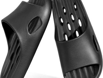 Mens Shower Shoes With Holes Dry Quickly Bath Slippers