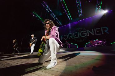 Kelly Hansen and Foreigner at Jones Beach Amphitheater in Wantagh.