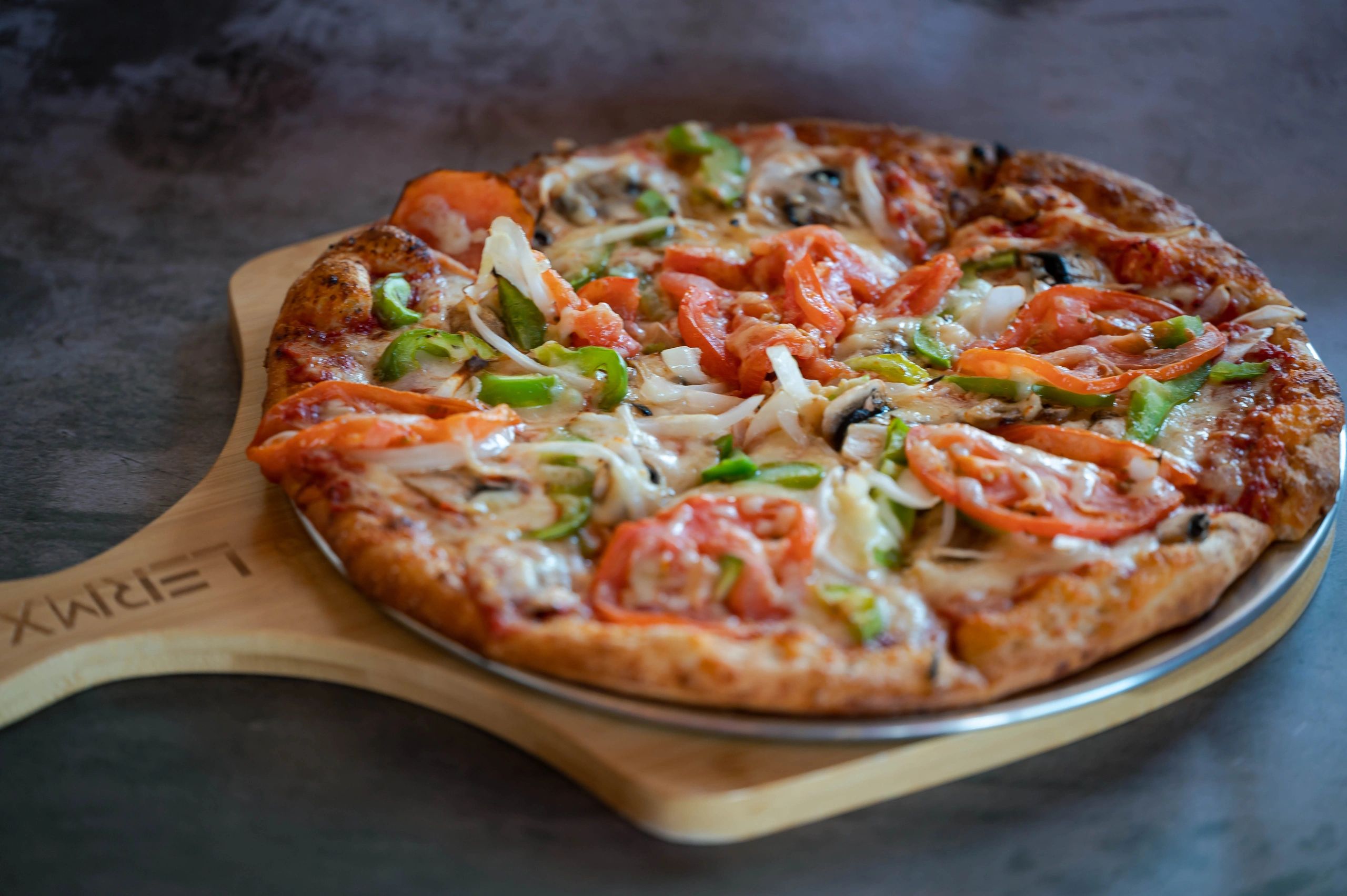 Mama Leah's Gourmet Kosher Pizza