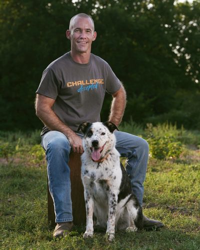 Chris Covington and Bravo
Health & Life Coach
Team Builder and Leadership Trainer