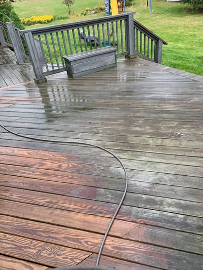 Deck Staining in Chagrin Falls Ohio.  