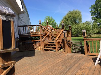 Deck Restoration Mayfield ohio,  Pressure washing and stain with TWP