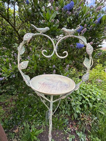 Metal Bird Feeder 
Stake
£10 