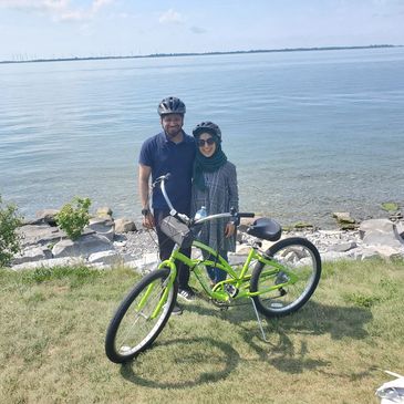 Ontario travellers enjoying bike tour with Kingston Bike Tours in Kingston, Ontario.