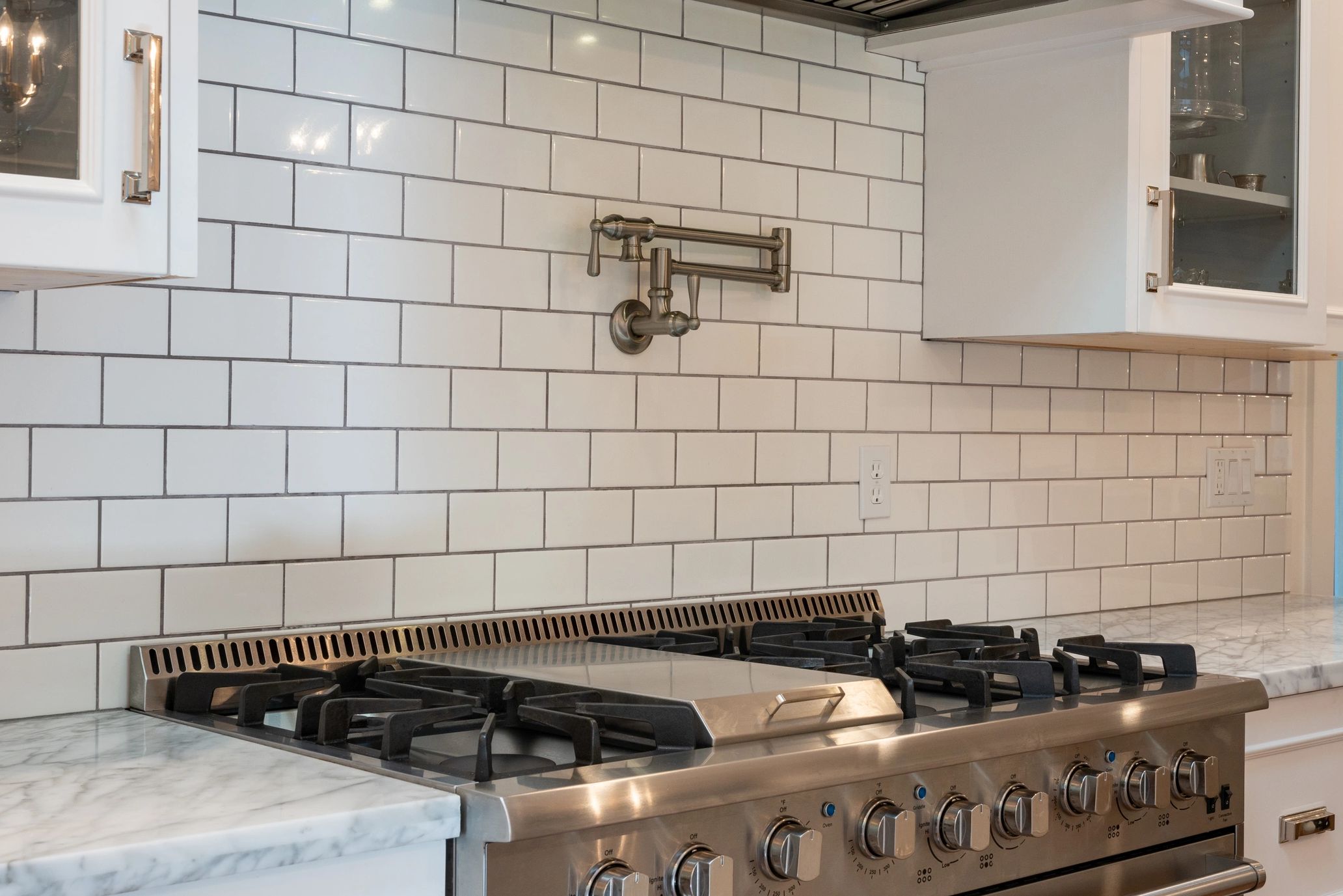 White subway tile kitchen backsplash