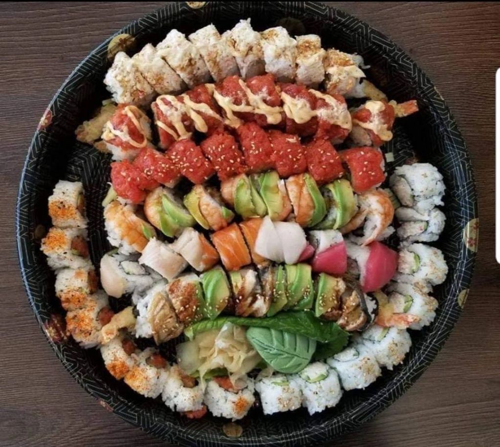 SUSHI TABLE