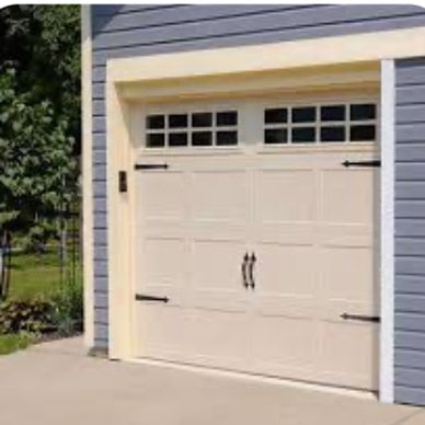 Carriage style garage doors 