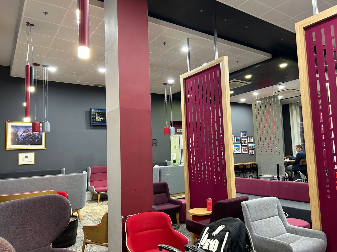 Up to two hours prior to departure, first class passengers have access to the LNER lounge. The area provided comfortable seating along with drinks and snacks. 