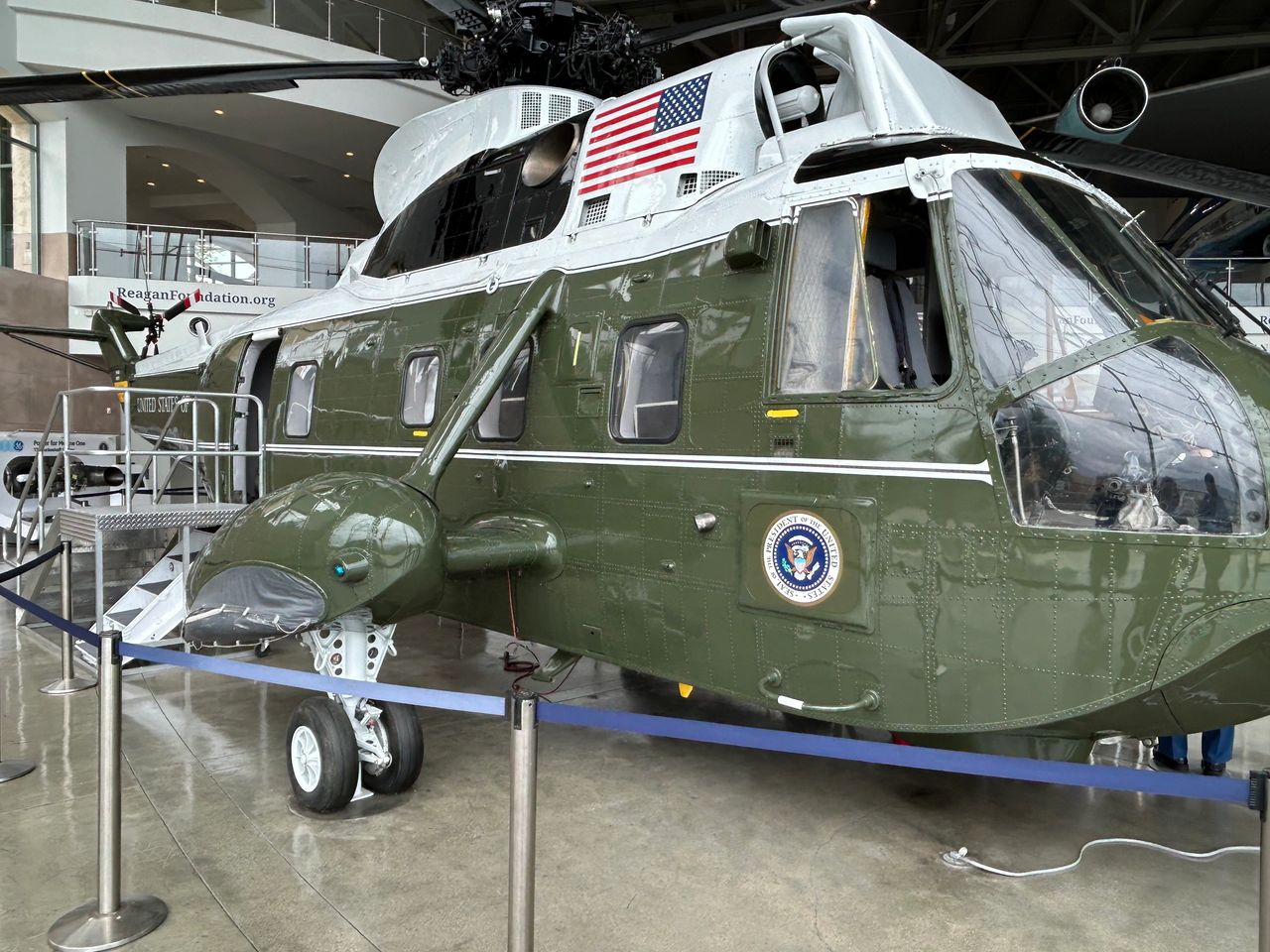 Marine One on display at the Reagan Presidential Museum 