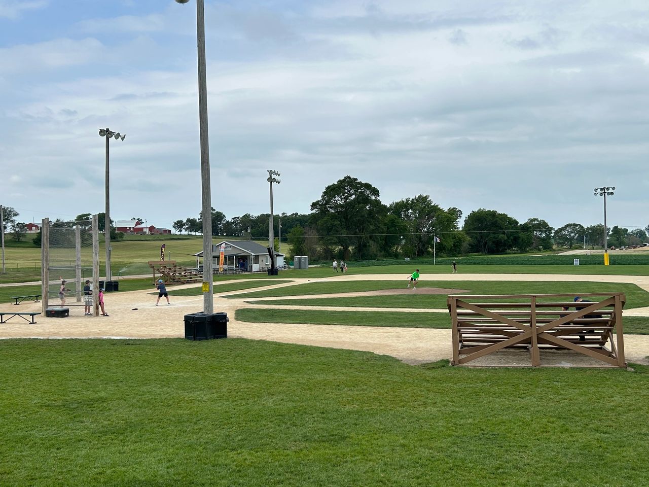 The Field of Dreams movie site, looking very similar to how it was in the 1989 movie. The Field of Dreams movie site, looking very similar to how it was in the 1989 movie.
