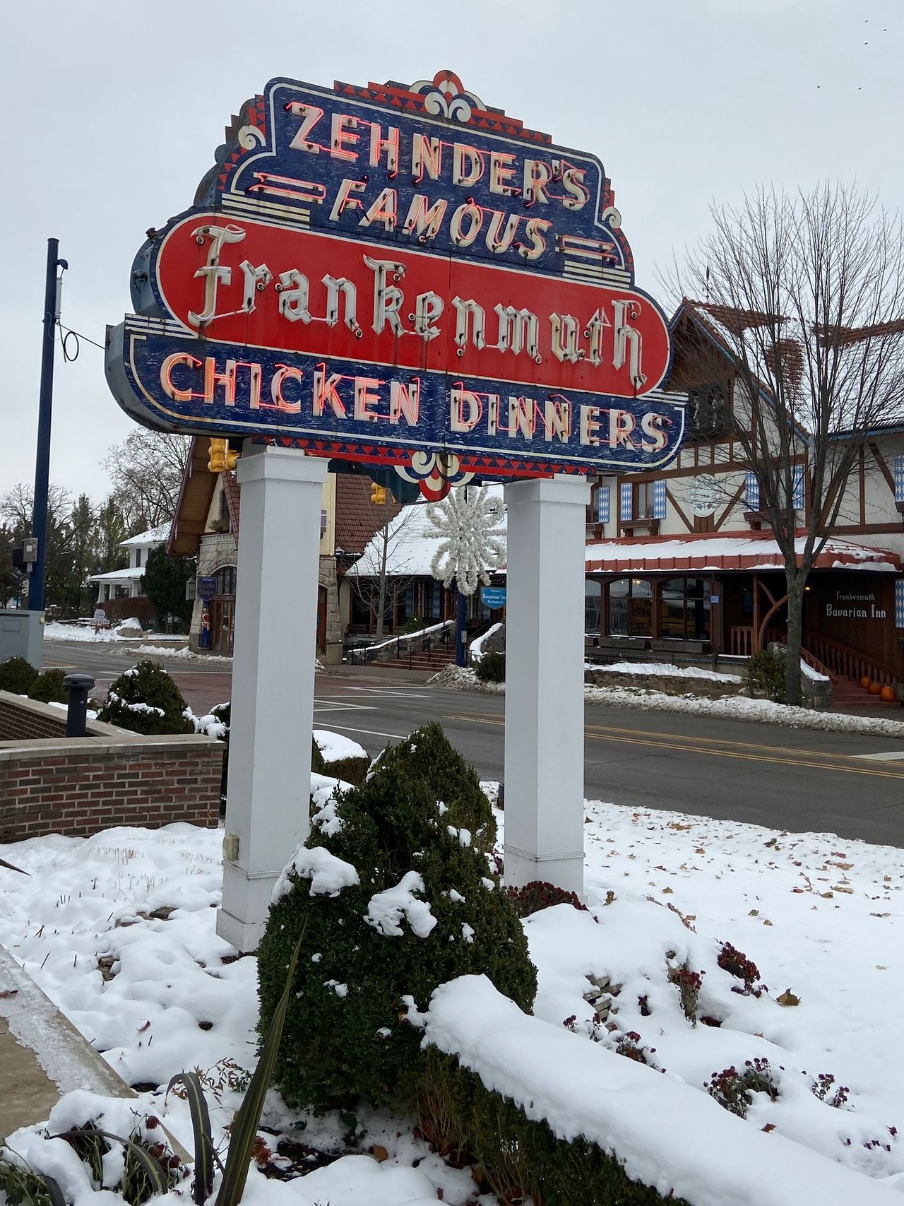 A Frankenmuth tradition, Zehnder’s has been serving up delicious fried chicken meals and more since 1856.