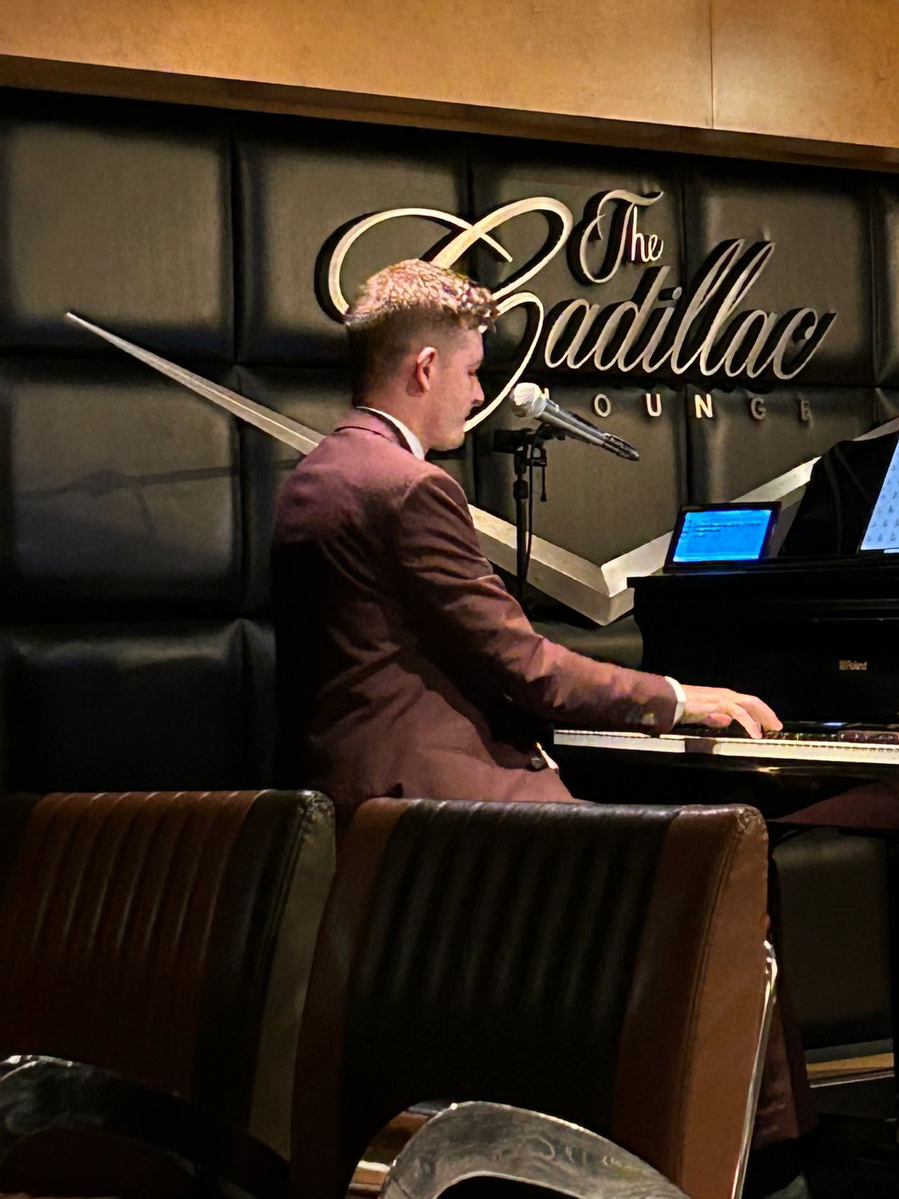 Most evenings, you can grab a cocktail and listen to music in the Cadillac Lounge and other night clubs aboard Disney Cruise ships.